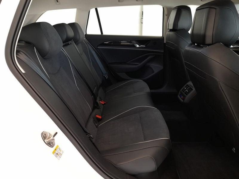 Volkswagen Passat Variant 1.5 TSI eHybrid Business DSG