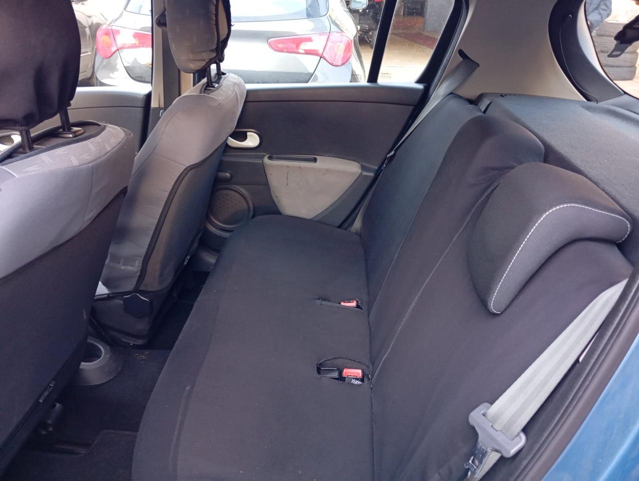 Renault Clio 1.2 16V 5 porte ritiriamo usato