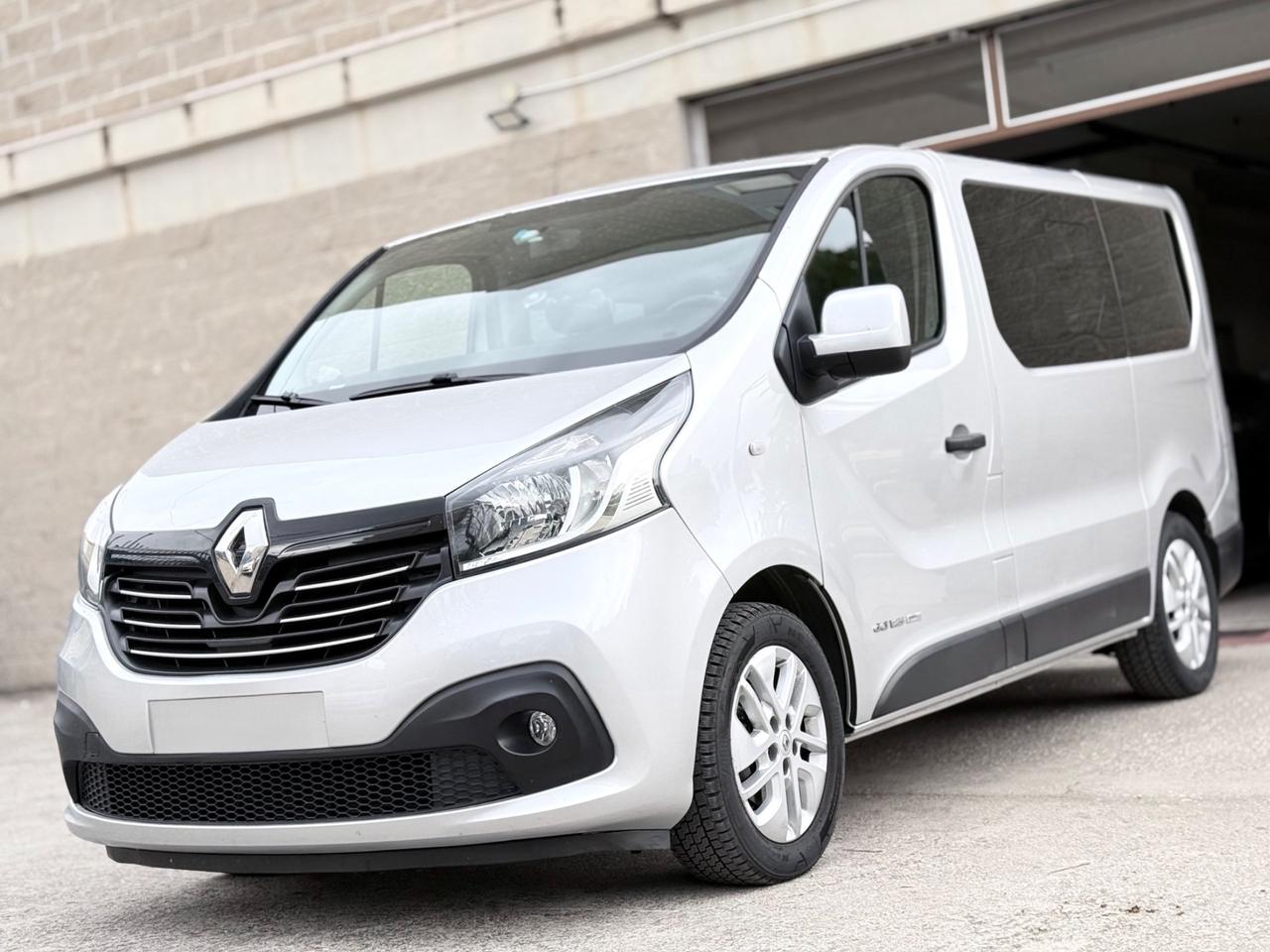 Renault Trafic 1.6 dCi biturbo 9p passo corto
