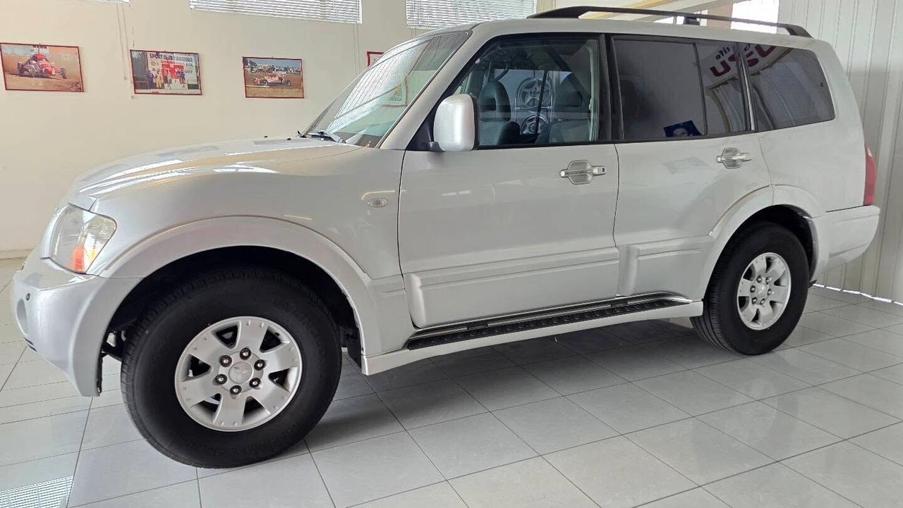 Mitsubishi Pajero 3.2 16V DI-D 5p. GLS2