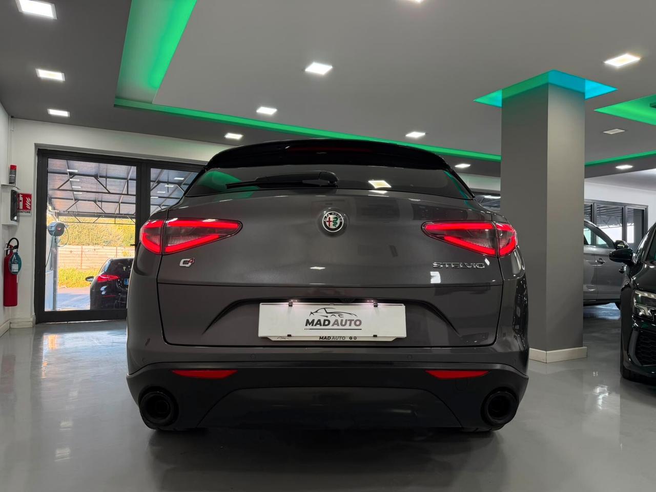 Alfa Romeo Stelvio 2.2 Turbodiesel 210 CV AT8 Q4 Sprint