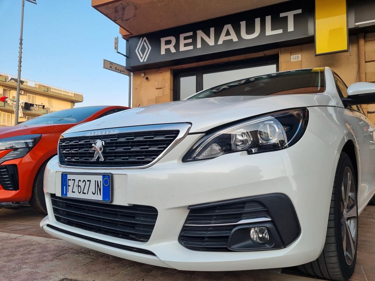 Peugeot 308 BlueHDi 130 S&S cambio automatico