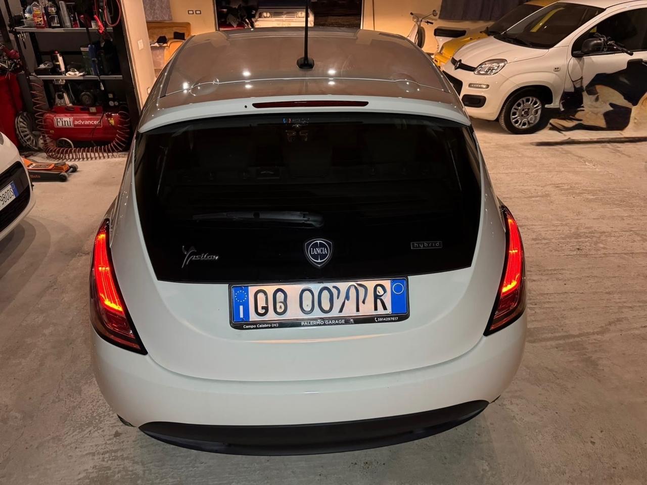 Lancia y 1.0 hybrid