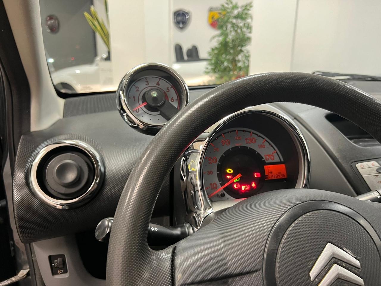 Citroen C1 1.4 HDi 55CV 5 porte BAC1 NEOPATENTATI