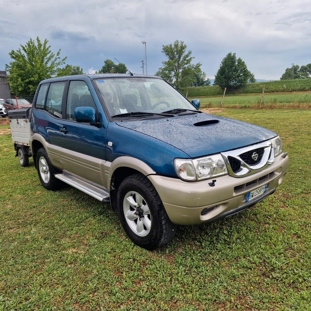 Nissan Terrano II 2.7 Tdi 3 porte Anniversary GANCIO E CARRELLO AUTOCARRO 5 POSTI