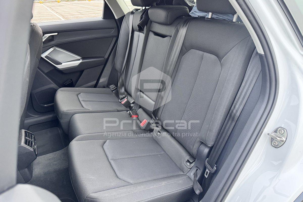 AUDI Q3 SPB 35 TFSI S tronic S line edition