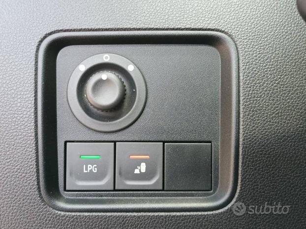 Dacia Duster II 100 cv GPL Prestige - Full