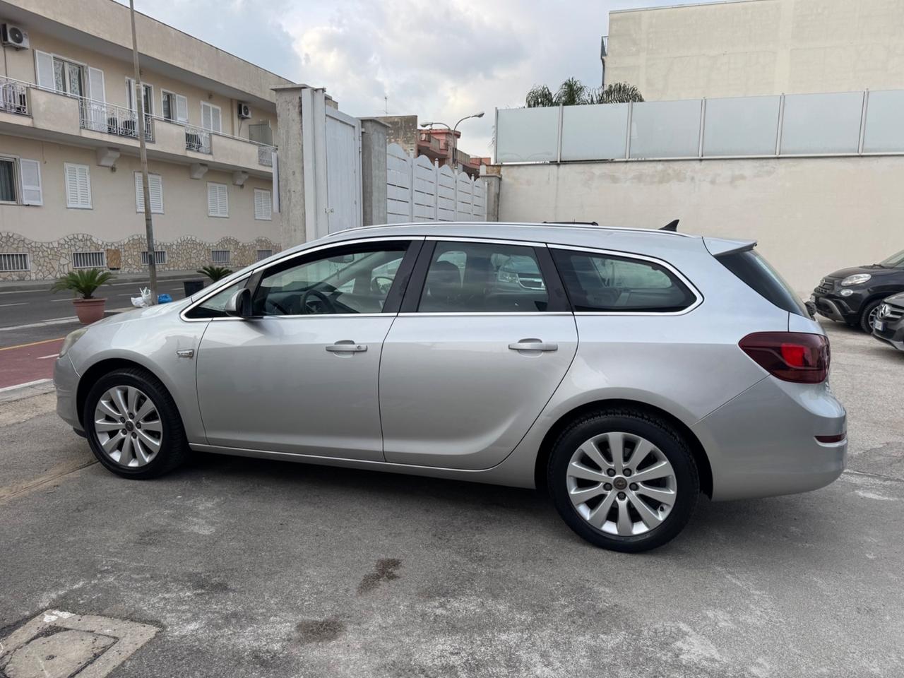 Opel Astra SW 1.7 DIESEL 125CV Sports Tourer Cosmo 2012