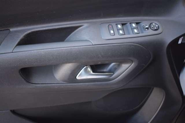 Opel Combo-e Life