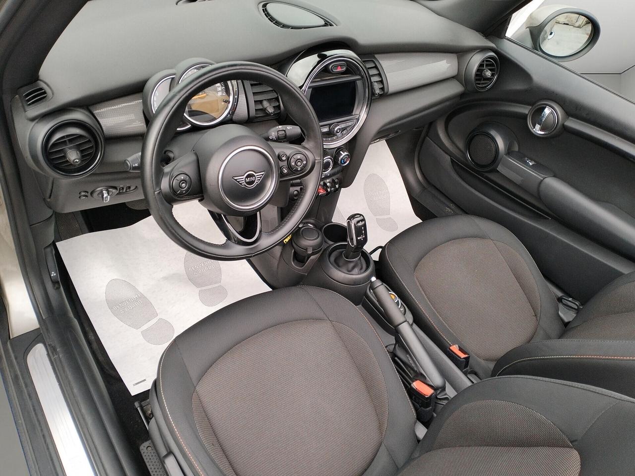 MINI Cooper D Cabrio 1.5 Boost auto