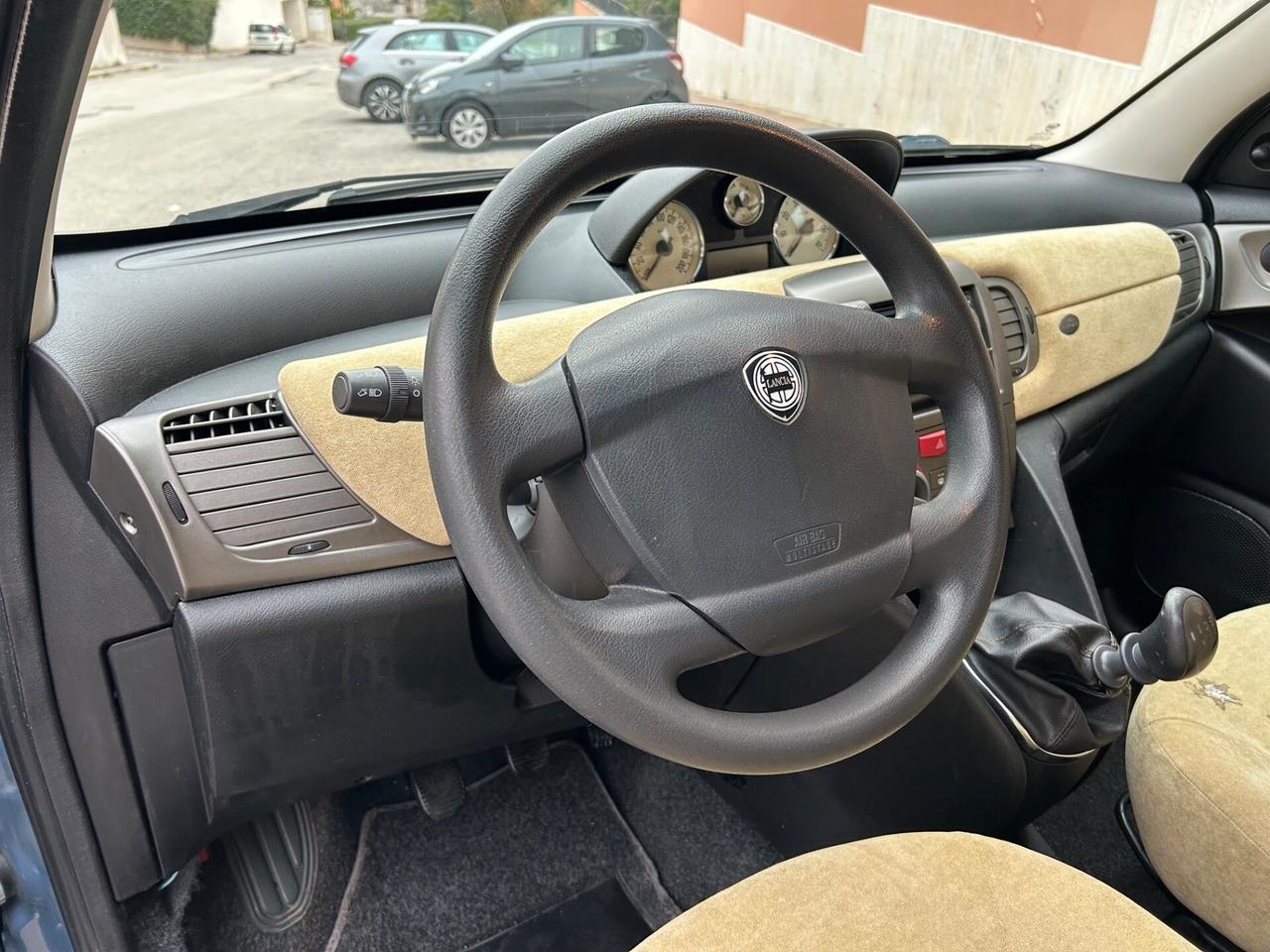 Lancia Ypsilon 1.2 benz. Ideale per neopatentati
