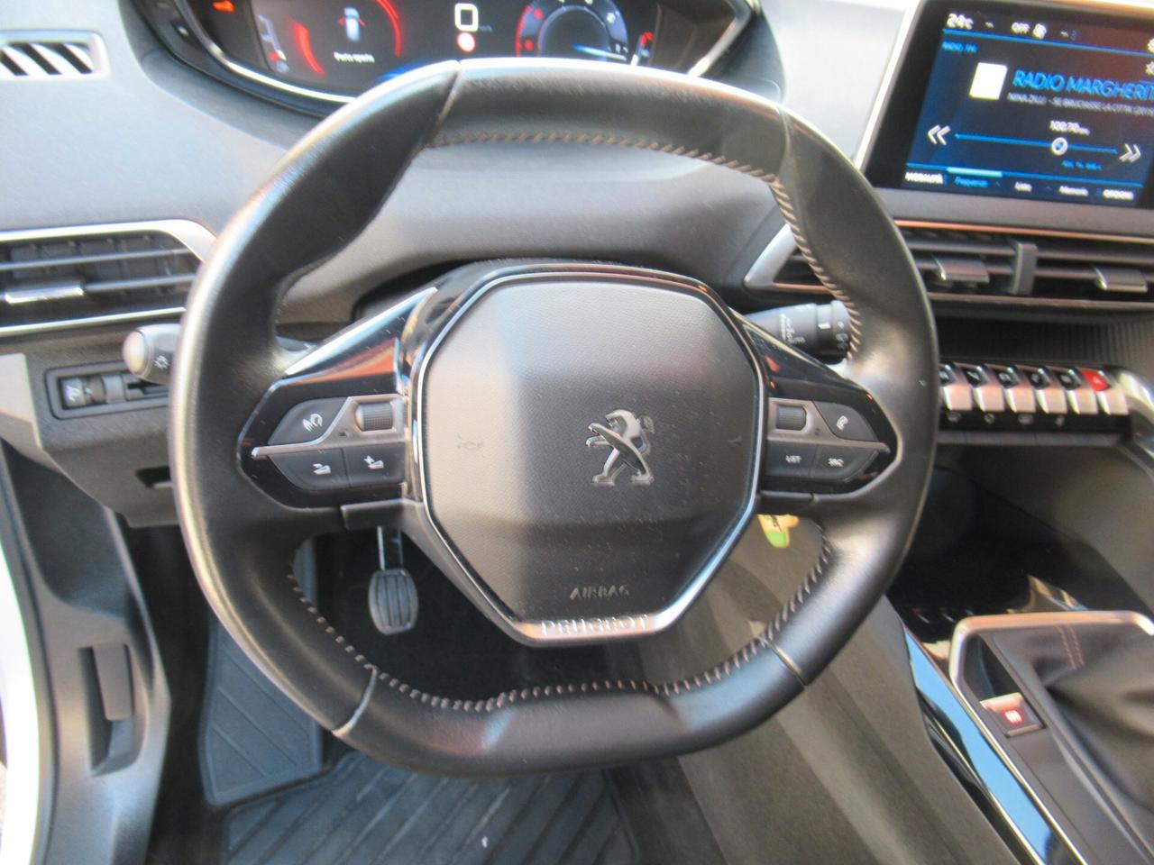 Peugeot 3008 BlueHDi 130 S&S Business
