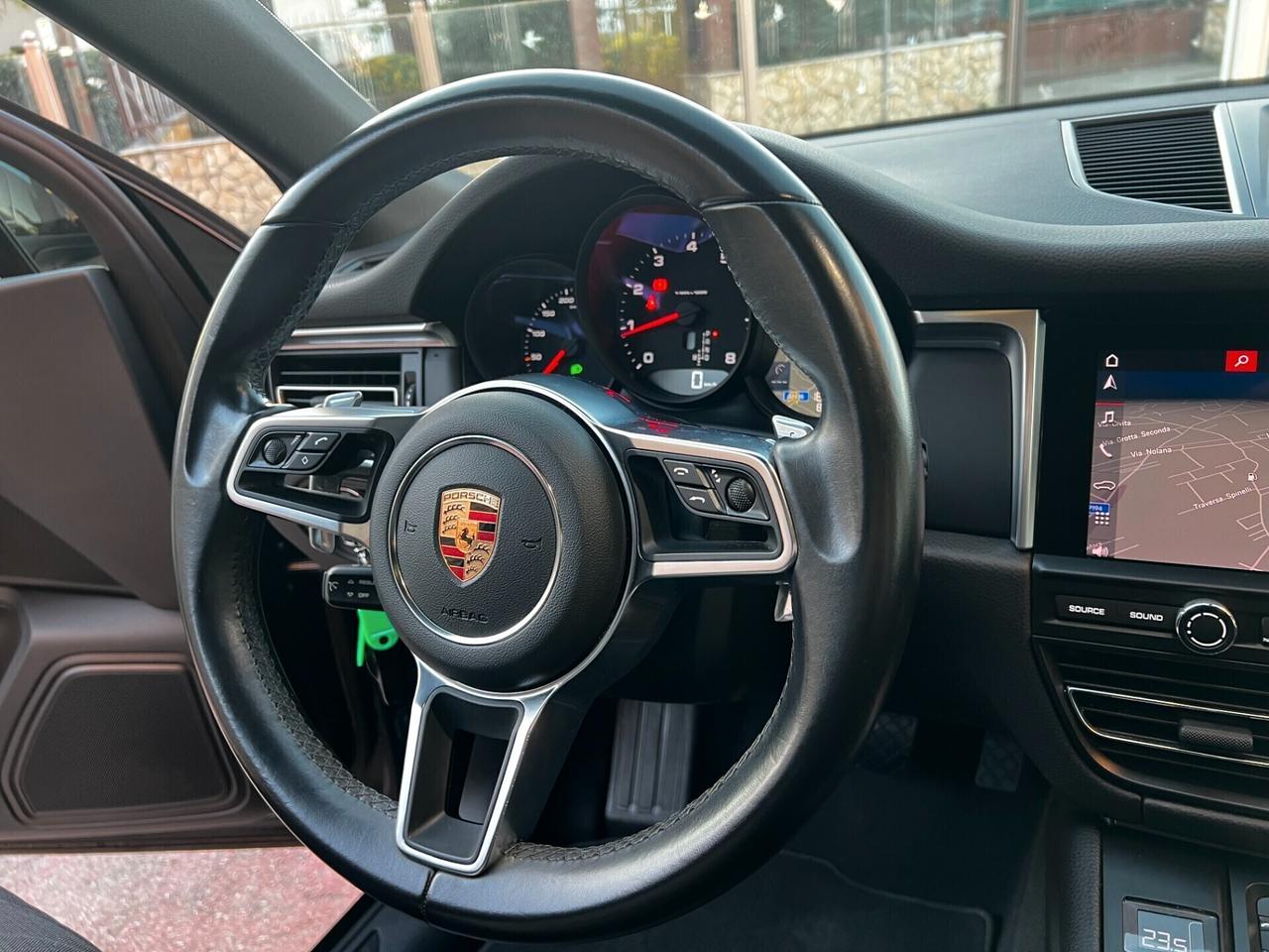 Porsche Macan 2.0 245- TETTO-PASM-TOTAL BLACK-FULL