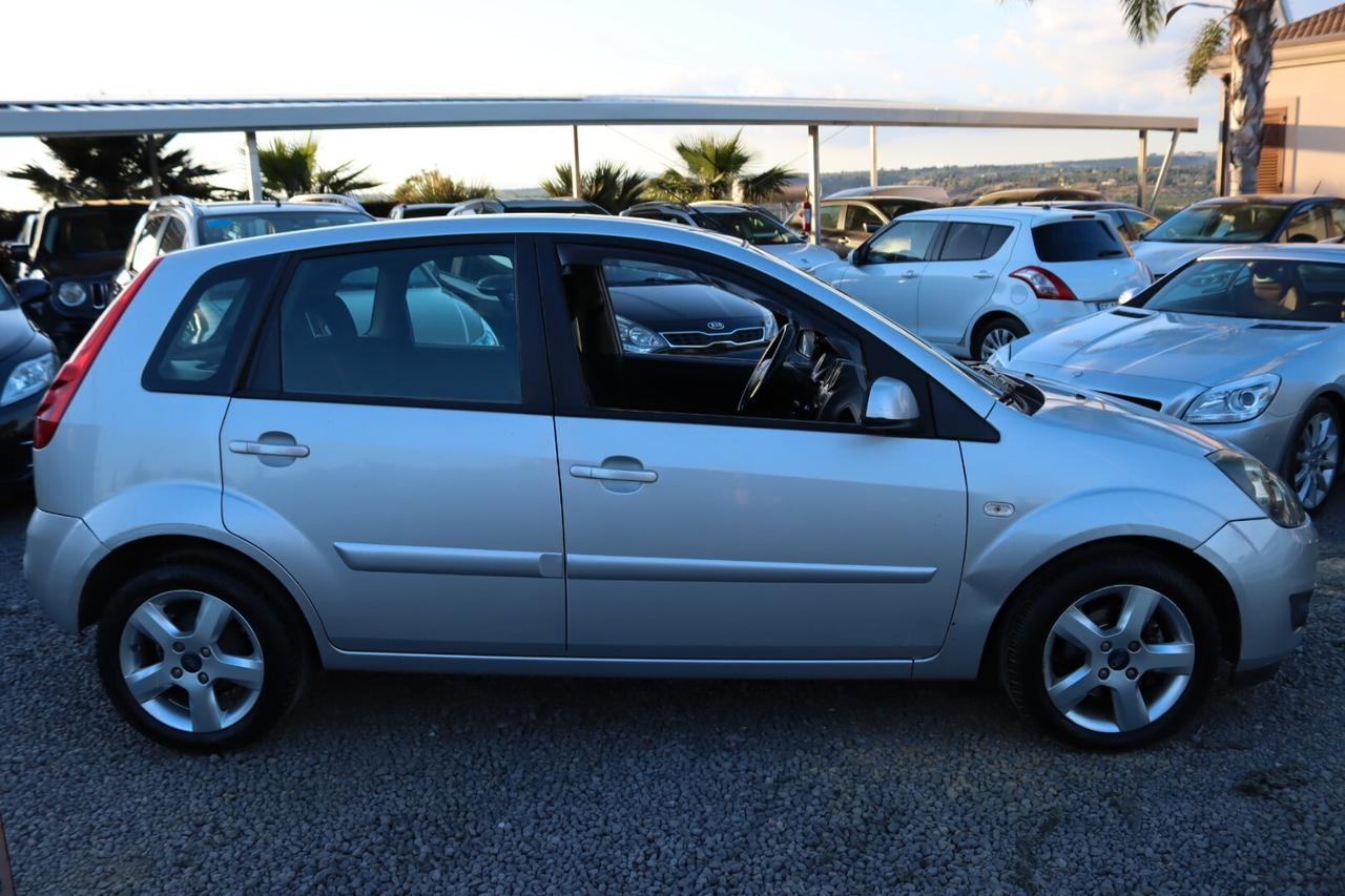 Ford Fiesta 1.4 TDCi 5p. Ghia
