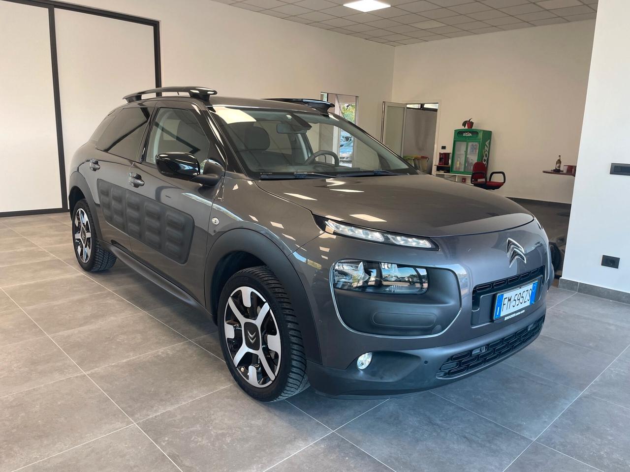 Citroen C4 Cactus BlueHDi 100 Shine