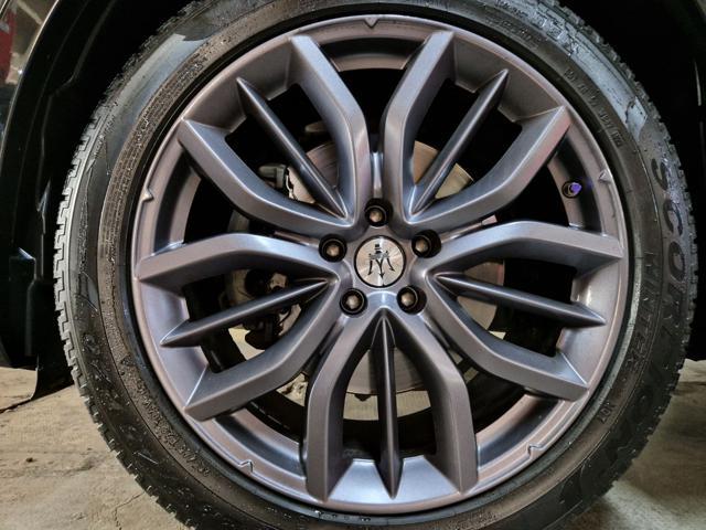 MASERATI Levante MHEV 330 CV AWD GT HYBRID KM. 65.900+TETTO+20'