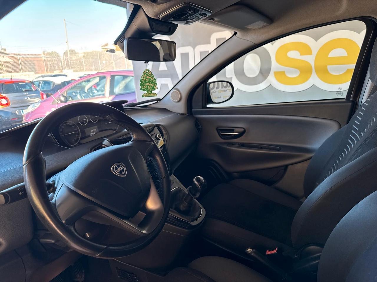 Lancia Ypsilon 1.2 GPL Ecochic Gold