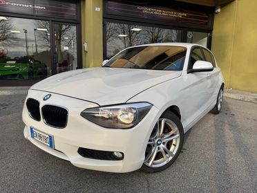 BMW 118 i 5p. Sport