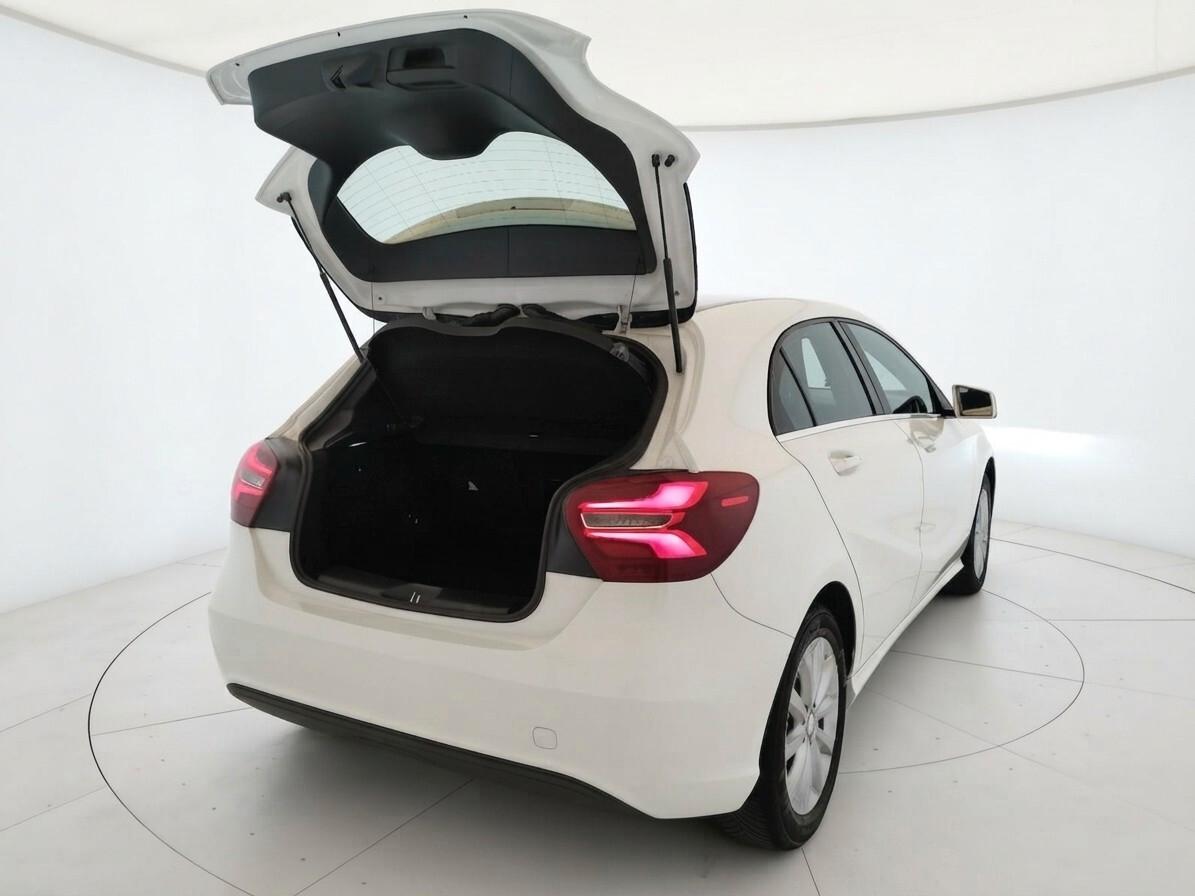Mercedes-benz A 180 d Sport - NEOPATENTATI