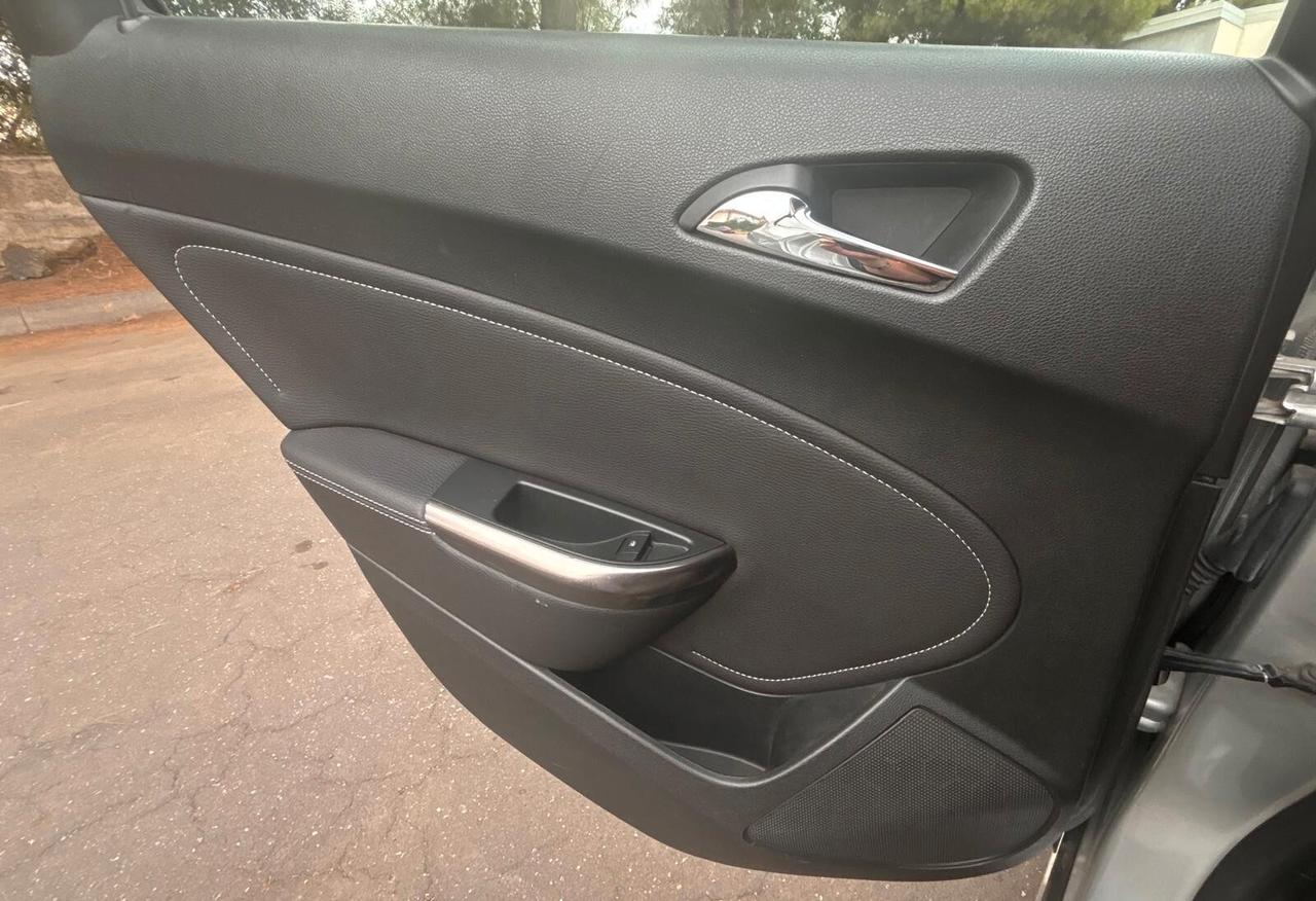 Opel Astra 1.7 CDTI 110CV Sports Tourer Cosmo SW