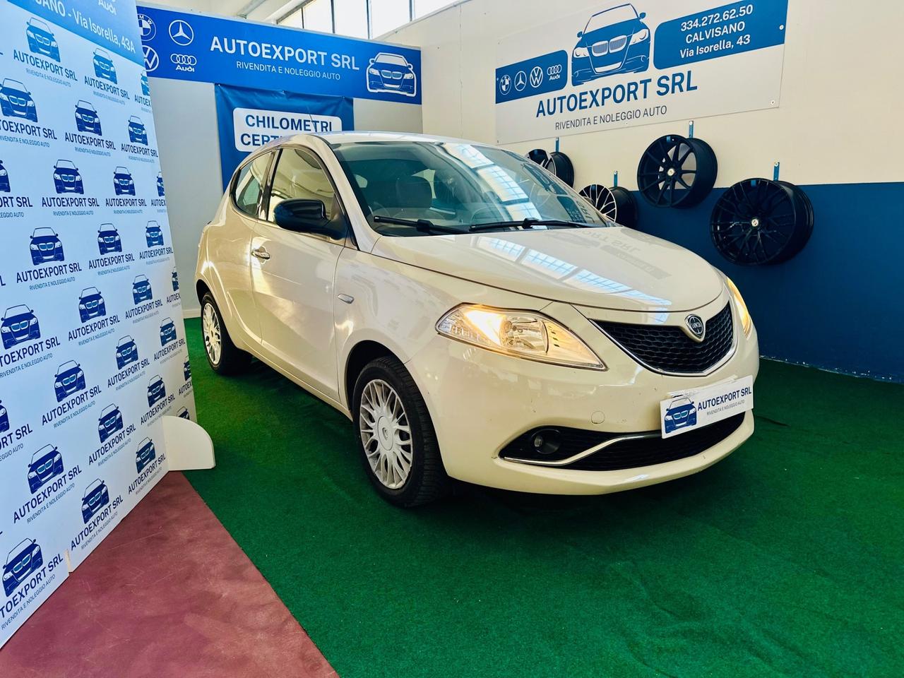 Lancia Ypsilon 1.2 69 CV/2017/ok neopatentati
