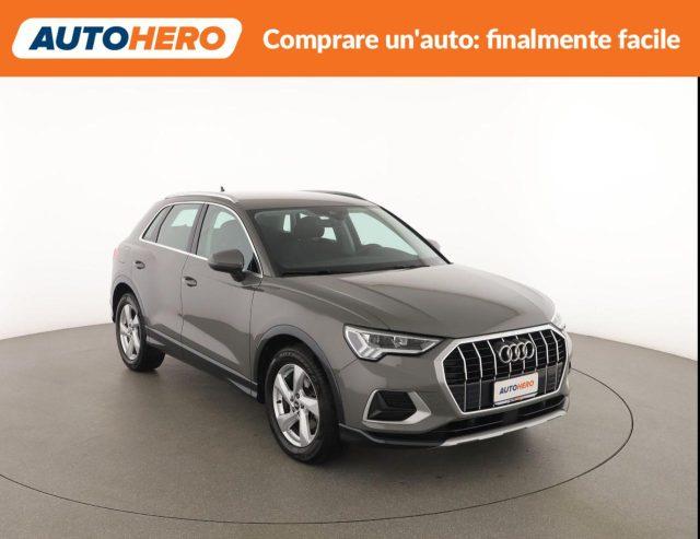 AUDI Q3 35 TDI Business Advanced