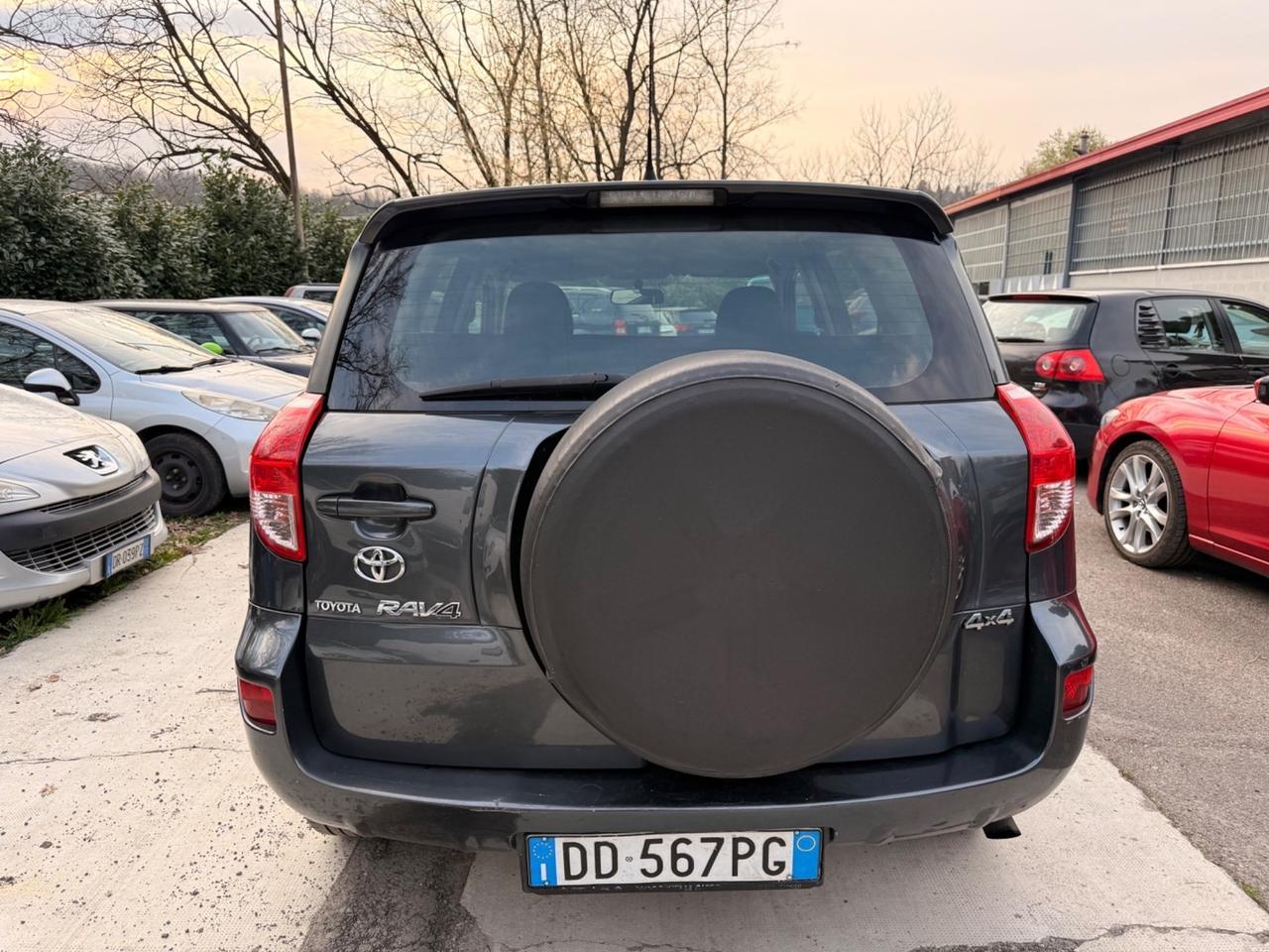 Toyota RAV 4 RAV4 2.2 D-4D 177 CV Luxury