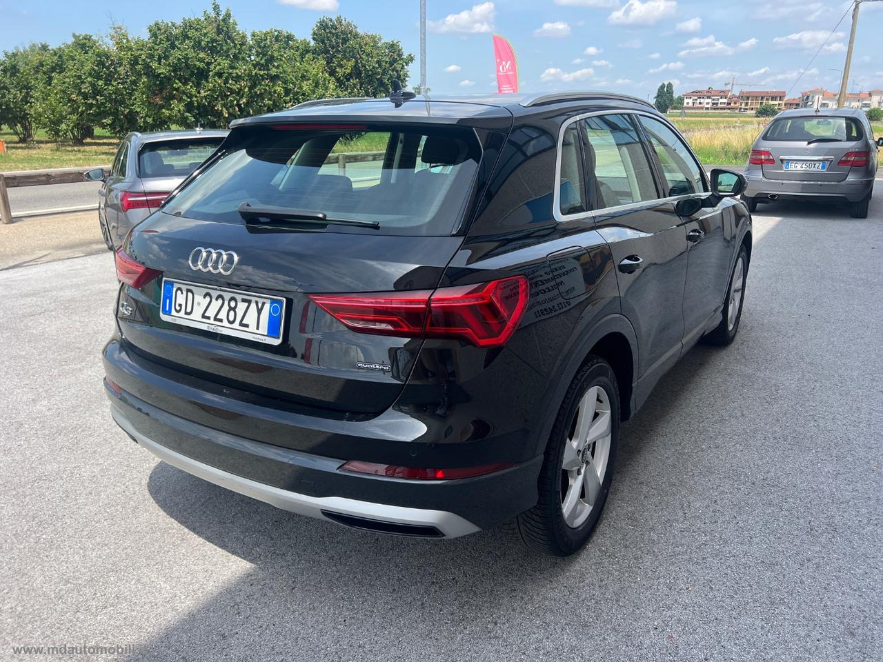 AUDI Q3 35 TDI quattro S tronic Business Adv. IVA ESPOSTA