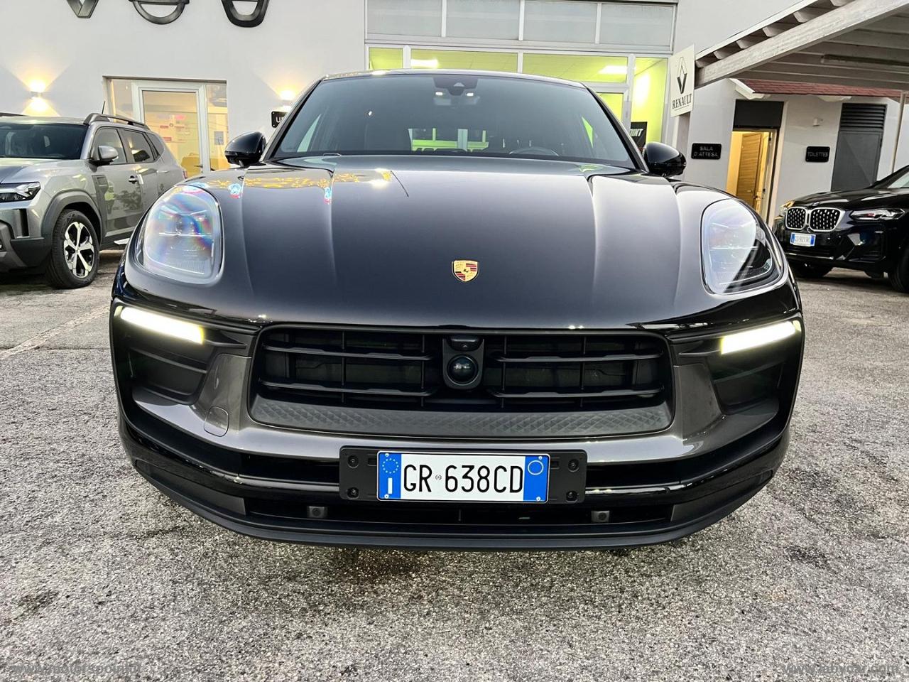 PORSCHE Macan 2.0 T