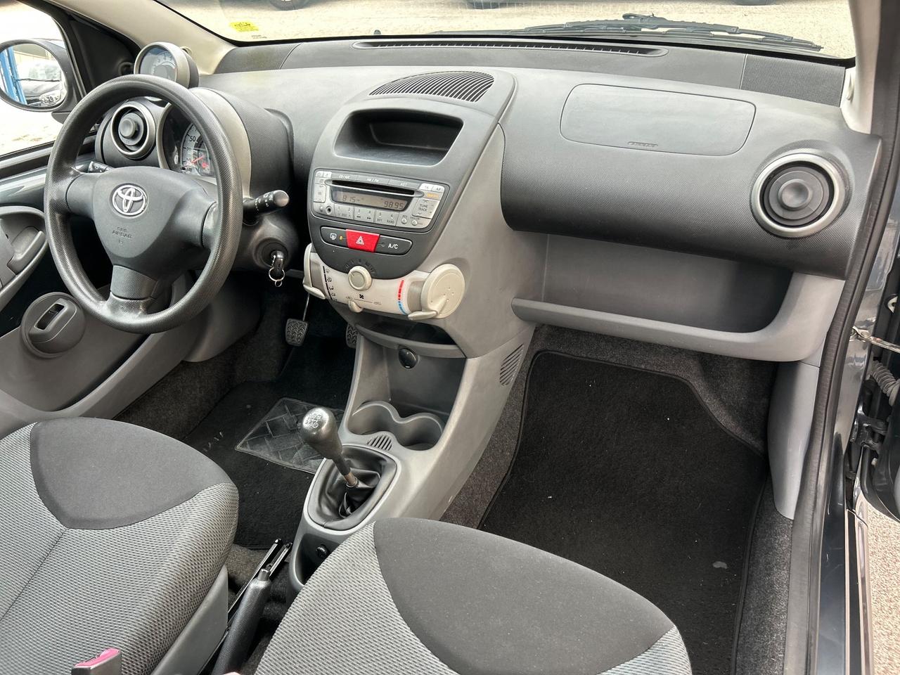 Toyota Aygo 1.0 benzina 68 cavalli 2005
