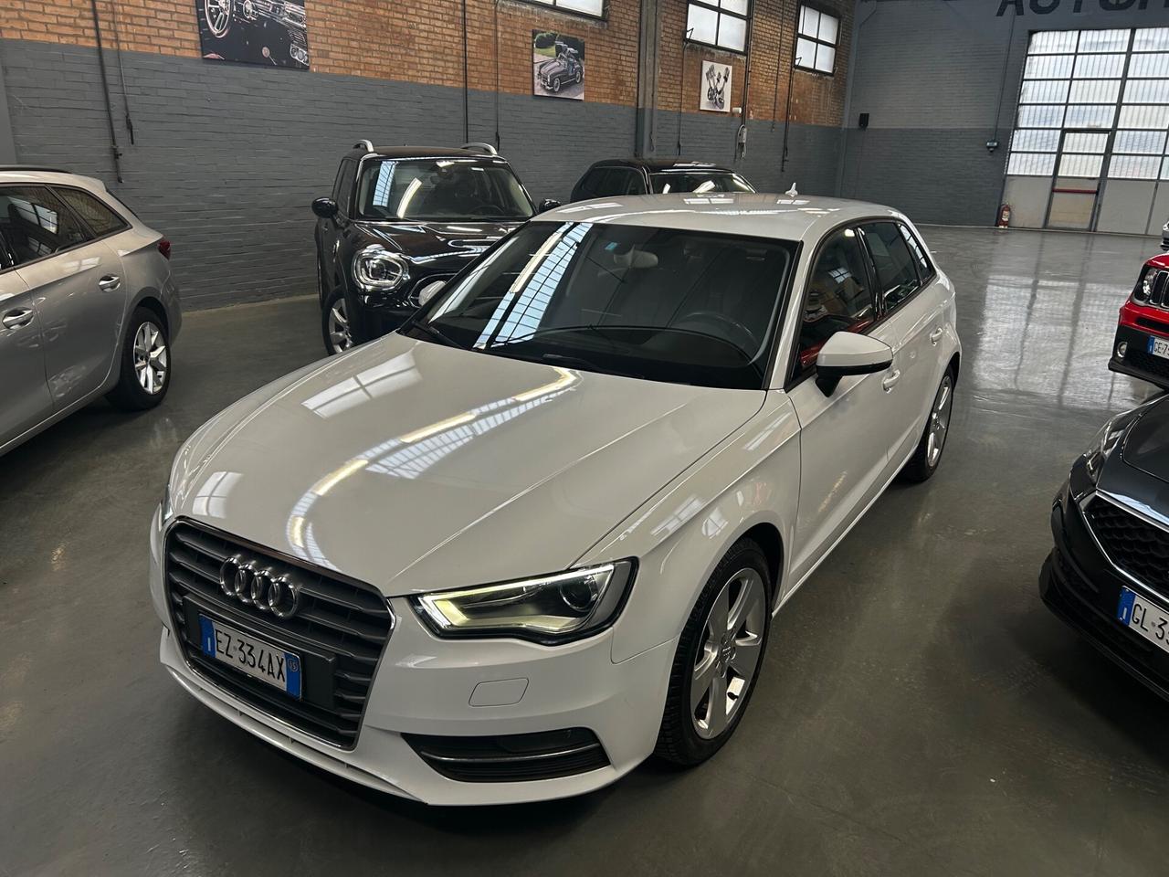 Audi A3 Cabrio 1.6 TDI clean diesel Ambition