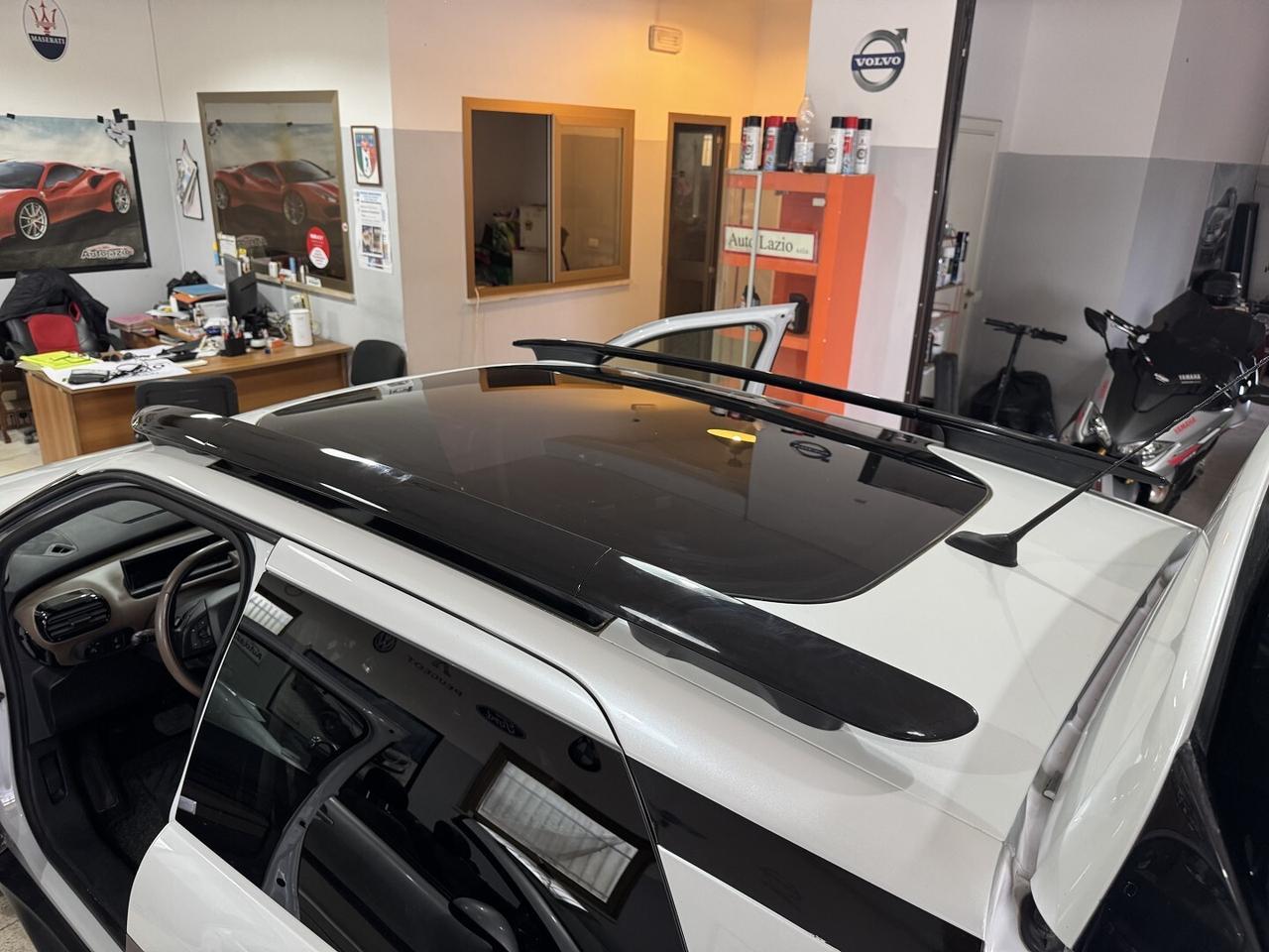 Citroen C4 cactus 1.2 Autom. cv. Tetto-Navigat.