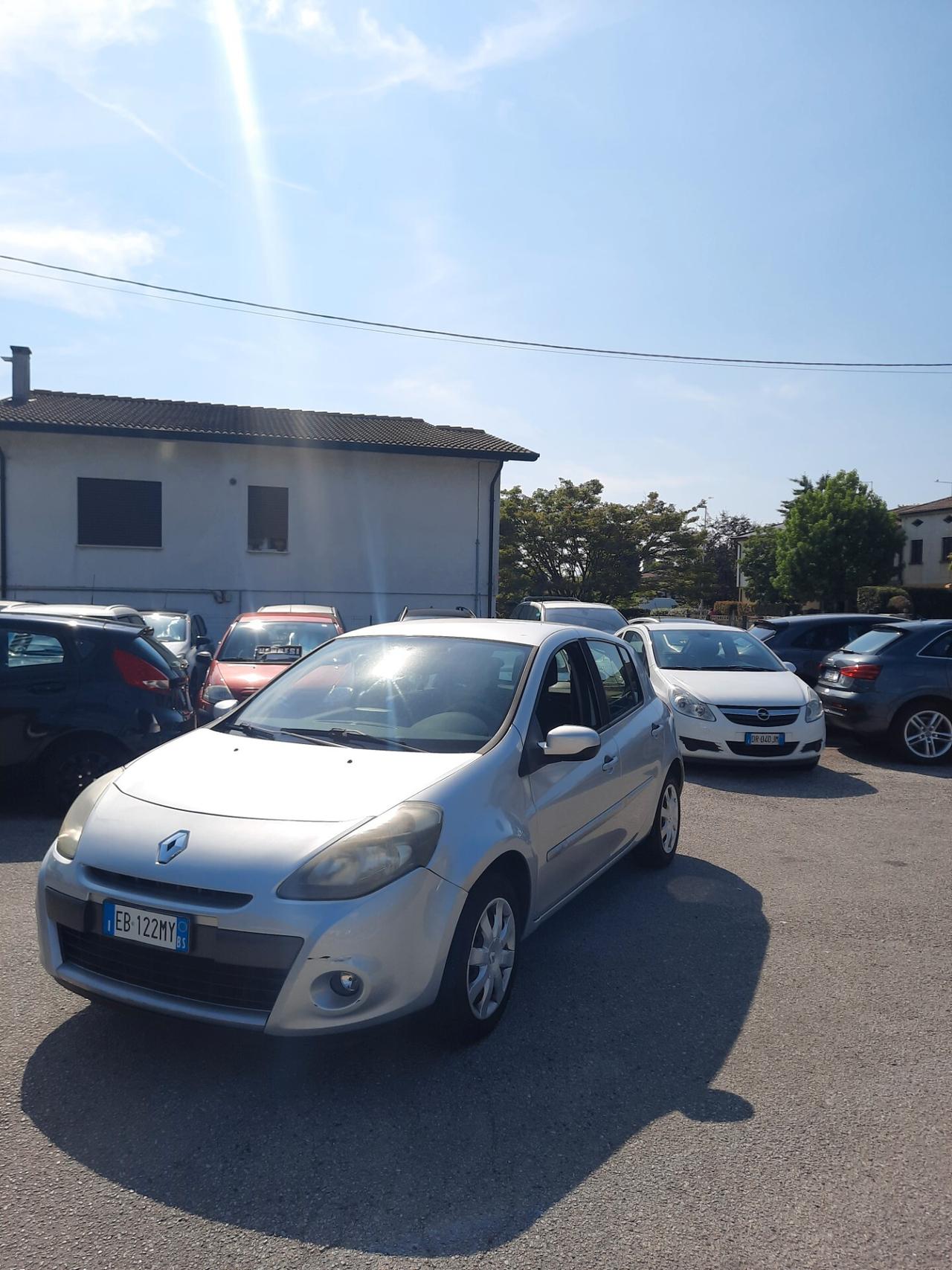 Renault Clio 1.5 dCi 65CV 5 porte OK NEOPATENTATI