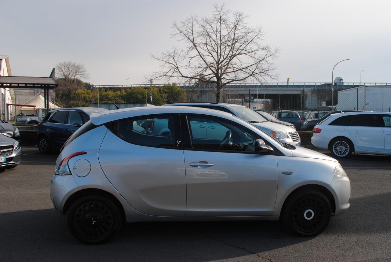 LANCIA YPSILON 1.2 69 CV OK NEOPATENTATI