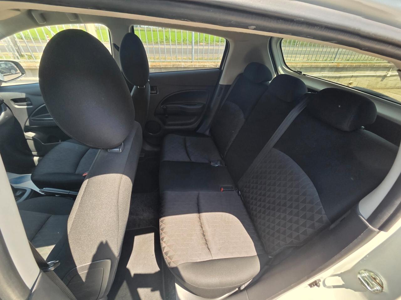 Mitsubishi Space Star 1.2 Invite SDA