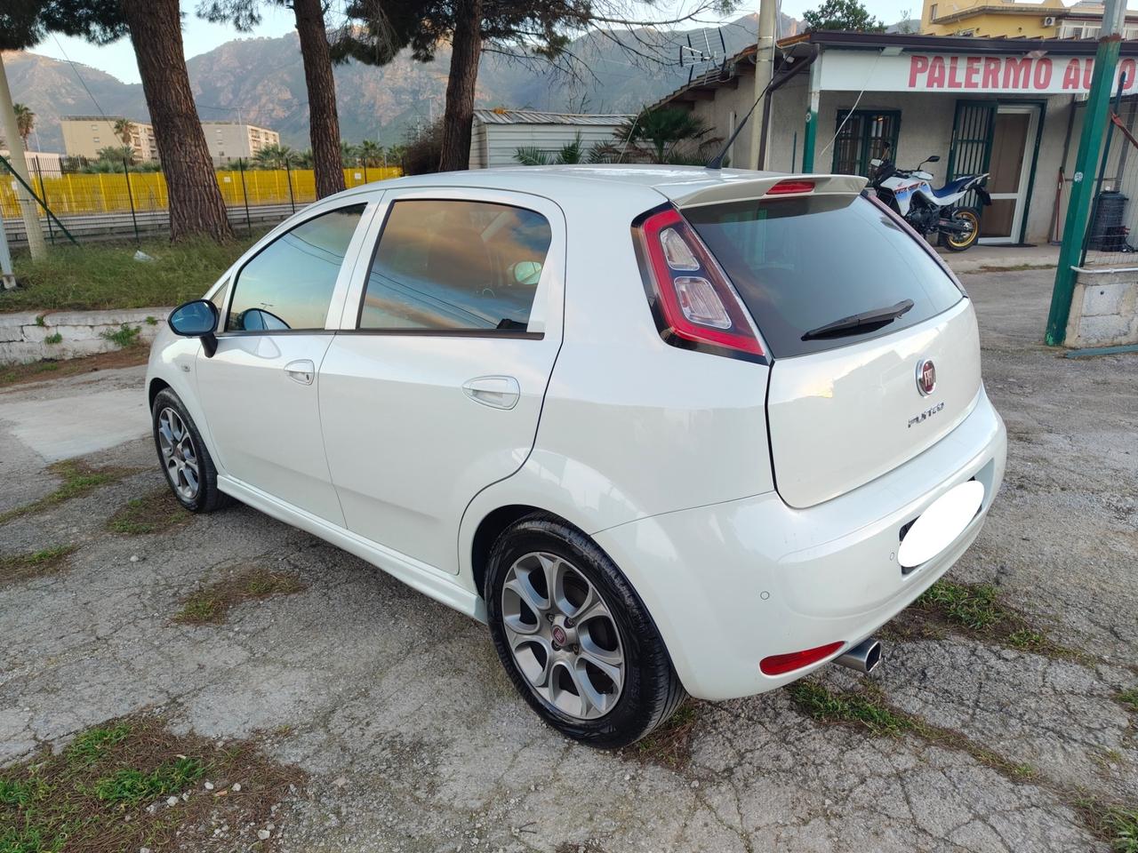Fiat Punto 1.3 MJT II 85CV PASSAGGIO E 12 MESI GARANZIA