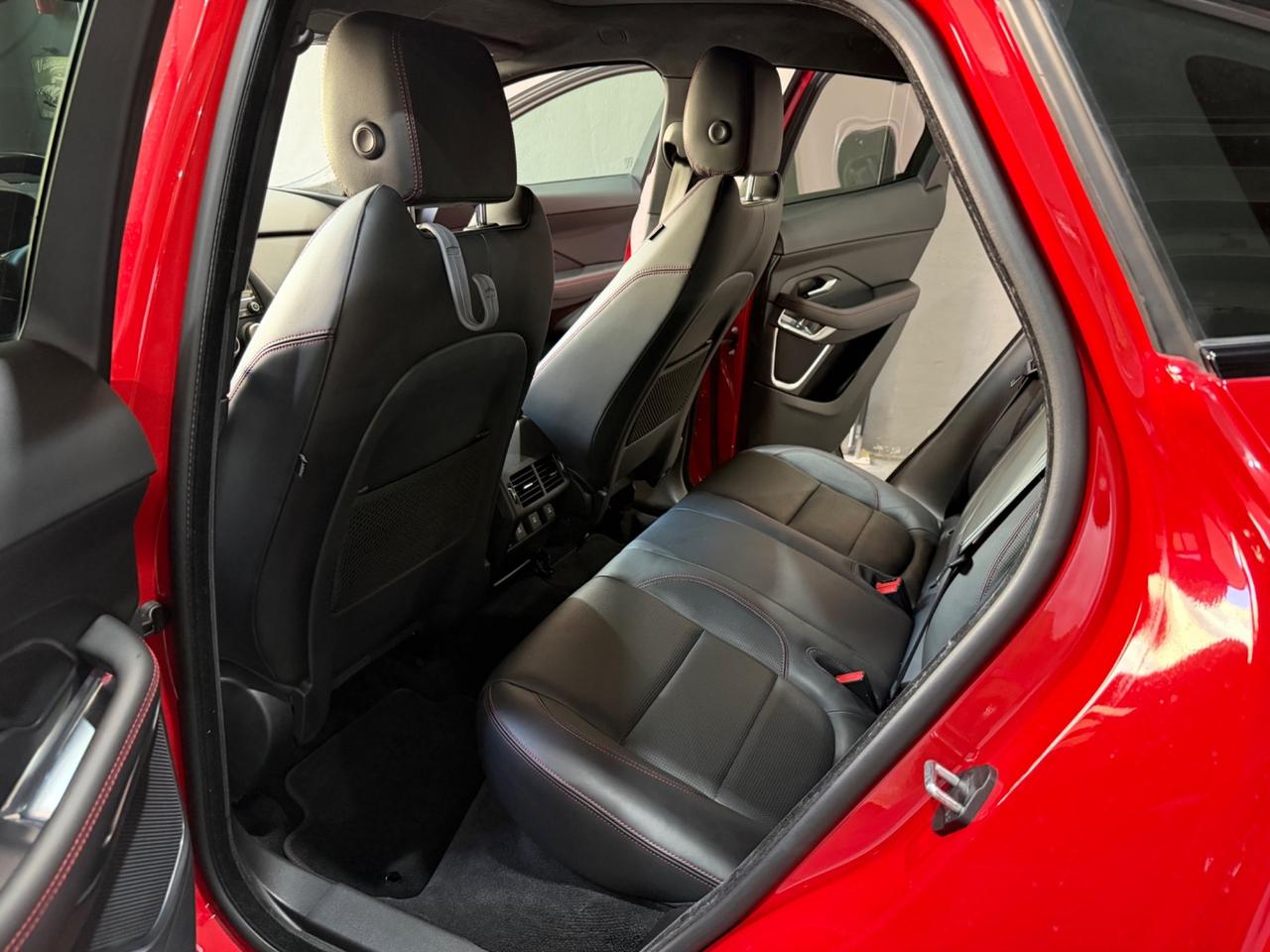 Jaguar E-Pace 2.0D 180 CV AWD AUT. FIRST EDITION