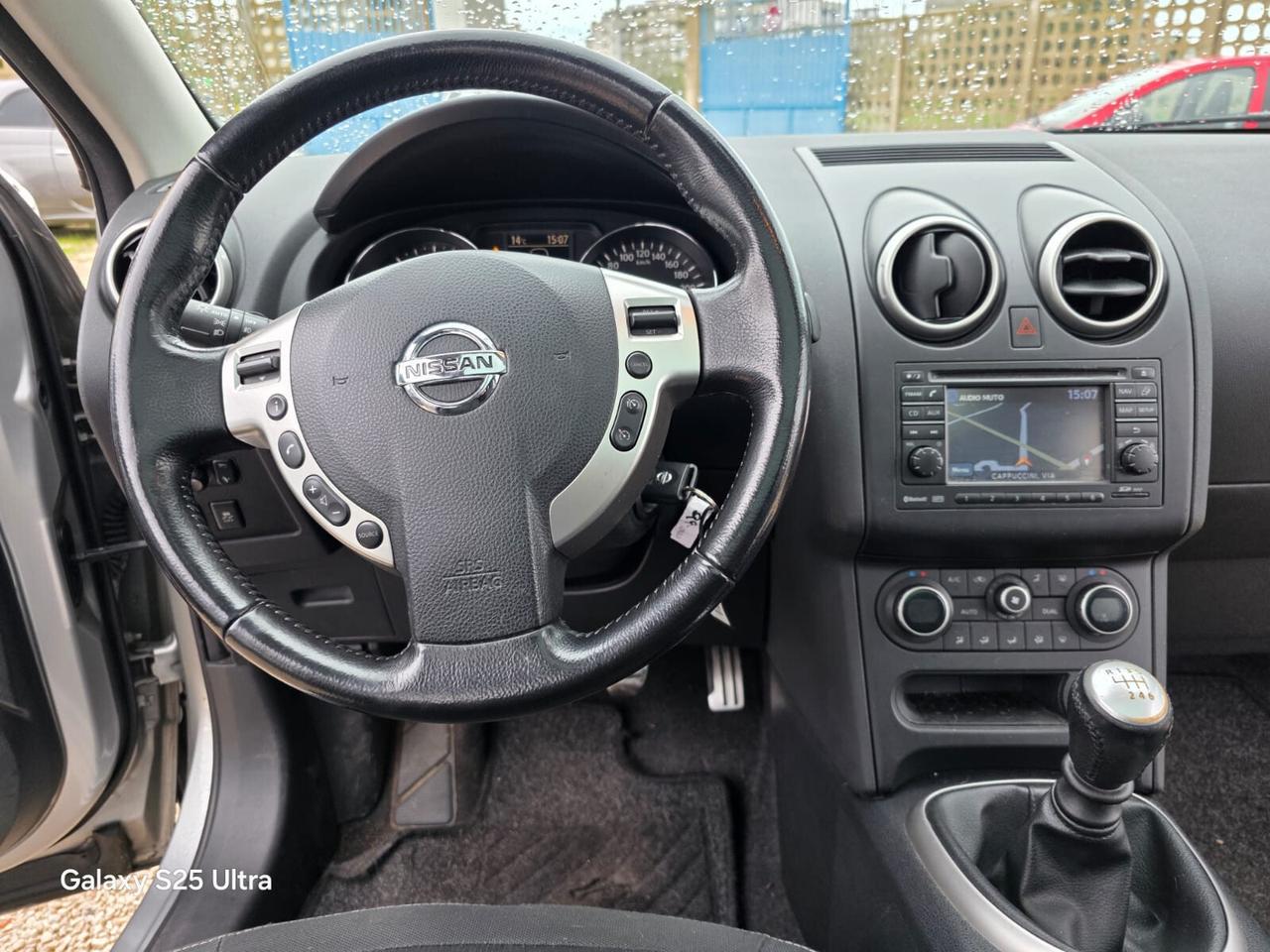 Nissan Qashqai 1.6 dCi DPF Tekna 2012