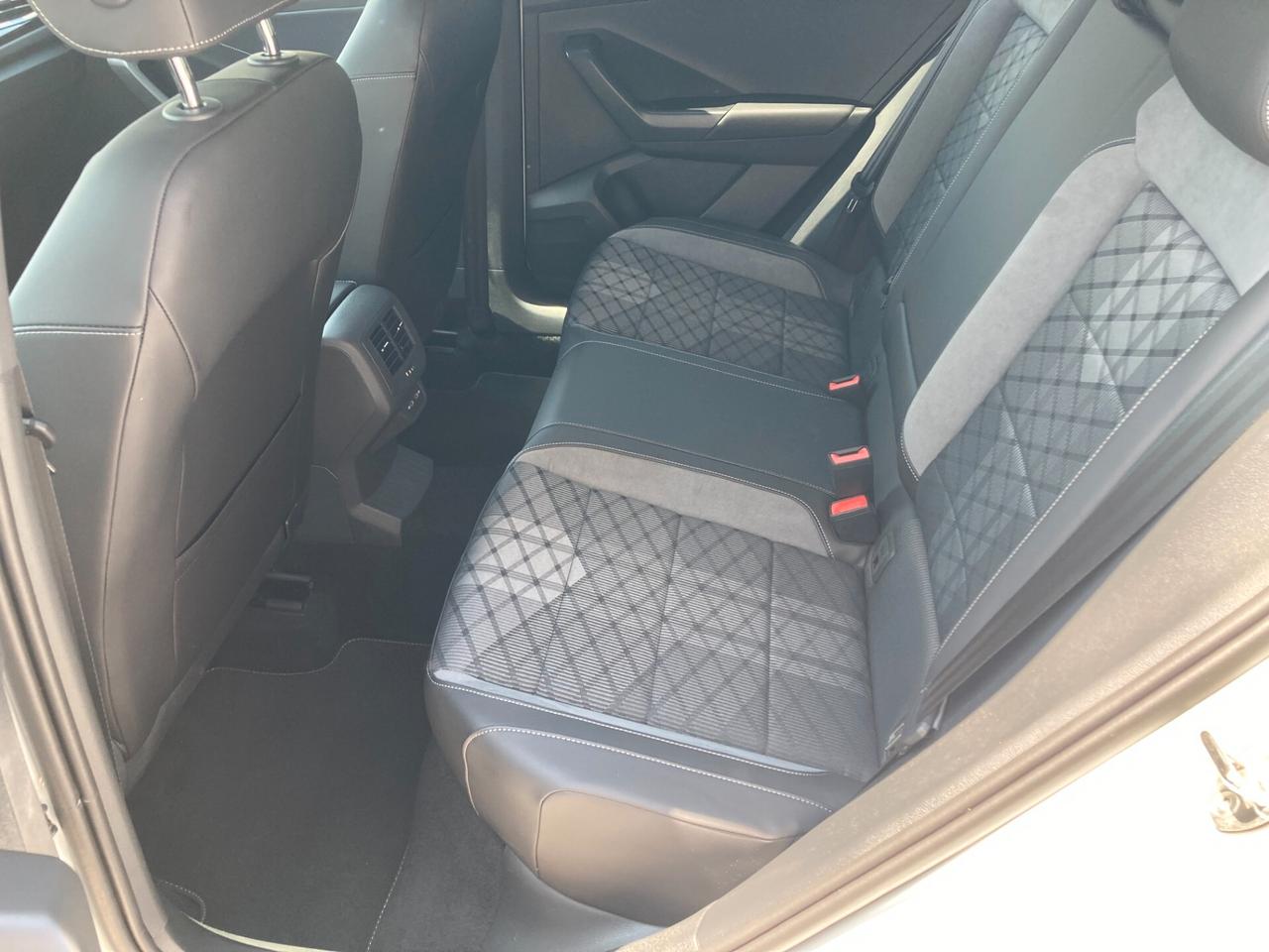 Volkswagen T-Roc 1.5 TSI ACT R-Line Plus