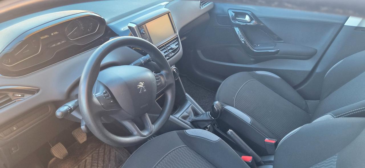 Peugeot 208 PureTech 68 5 porte