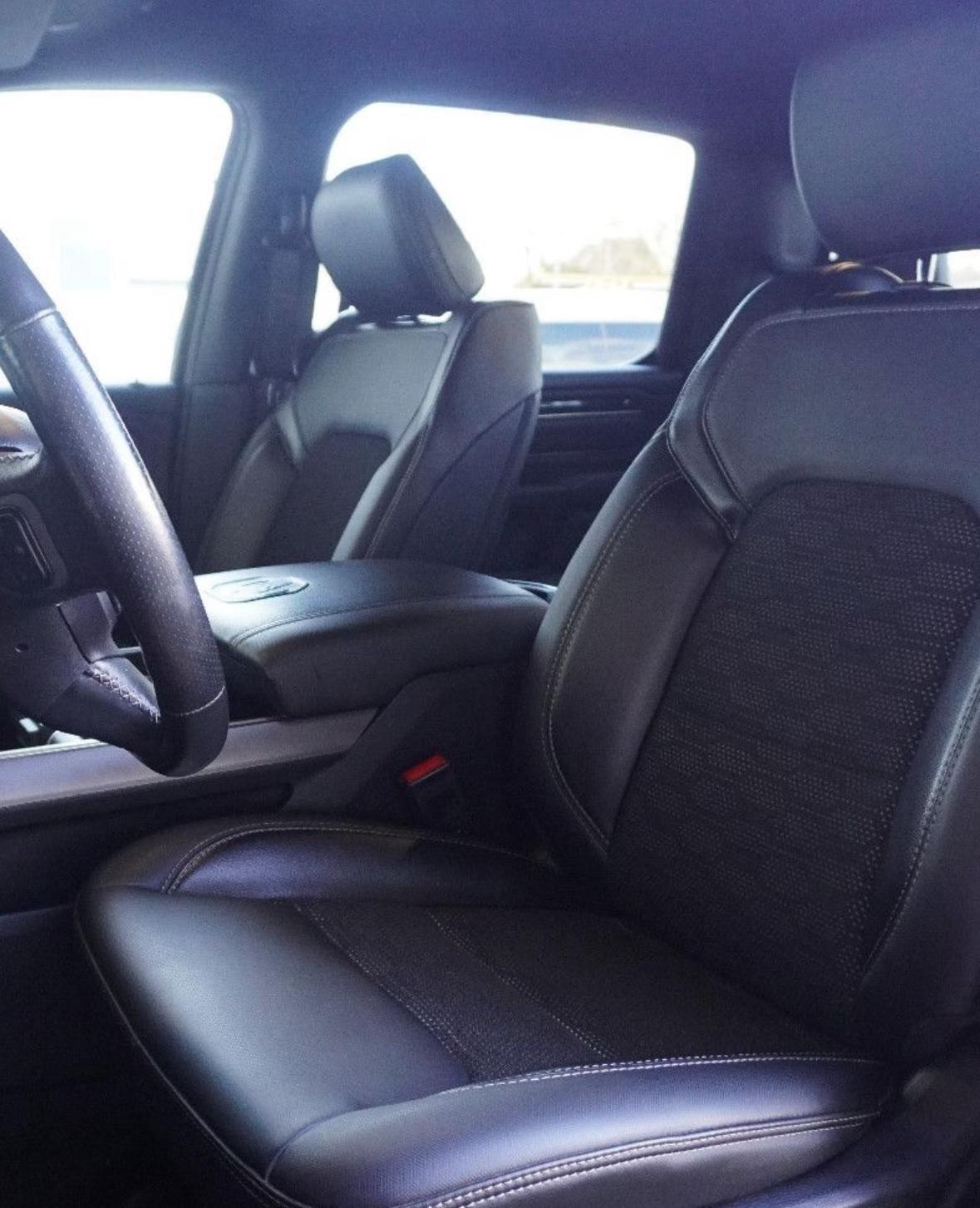 Dodge RAM 5.7 HEMI CrewCab Sport