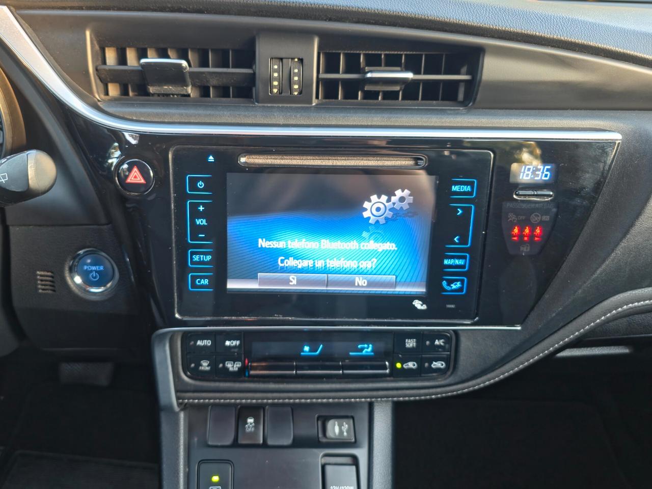 Toyota Auris 1.8 Hybrid Business Automatico E6 NEO 2016