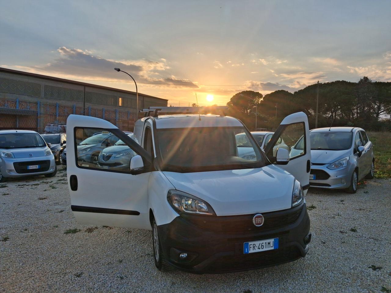 Doblò 1.6 MJT 16V 120CV 3 posti iva deducibile