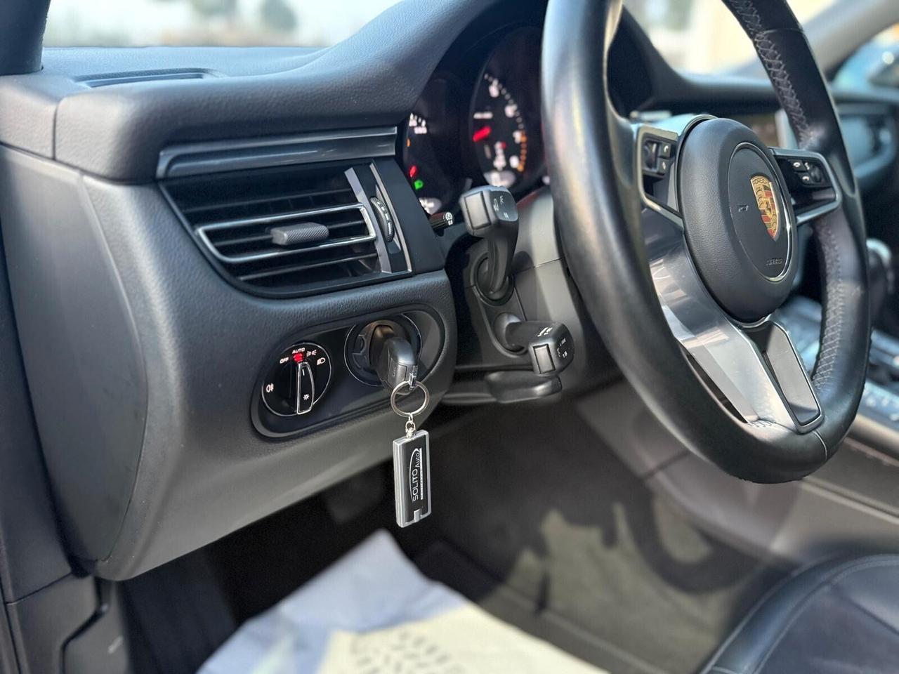Porsche Macan 2.0 245cv pdls Pelle Cerchi 20"