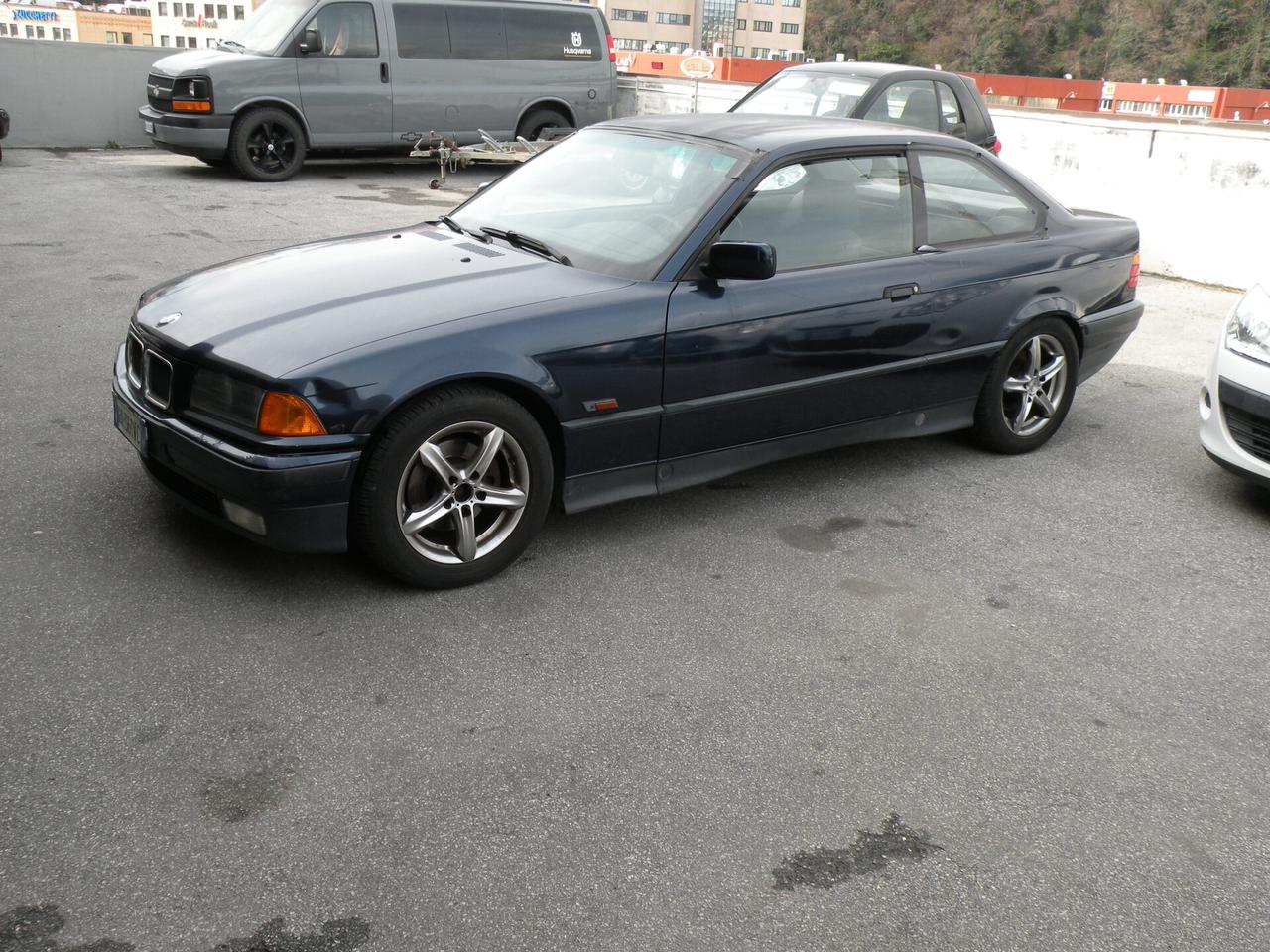 Bmw 318 318is 16V cat Coupé