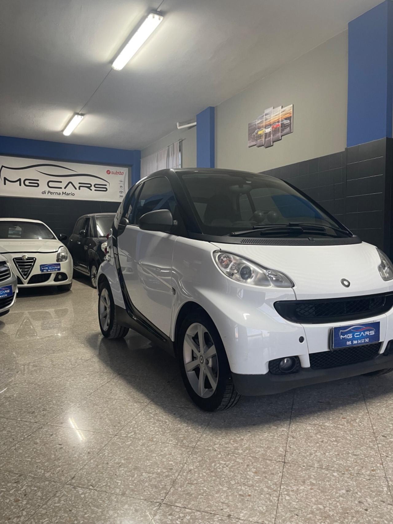 Smart ForTwo 800 33 kW coupé pure cdi