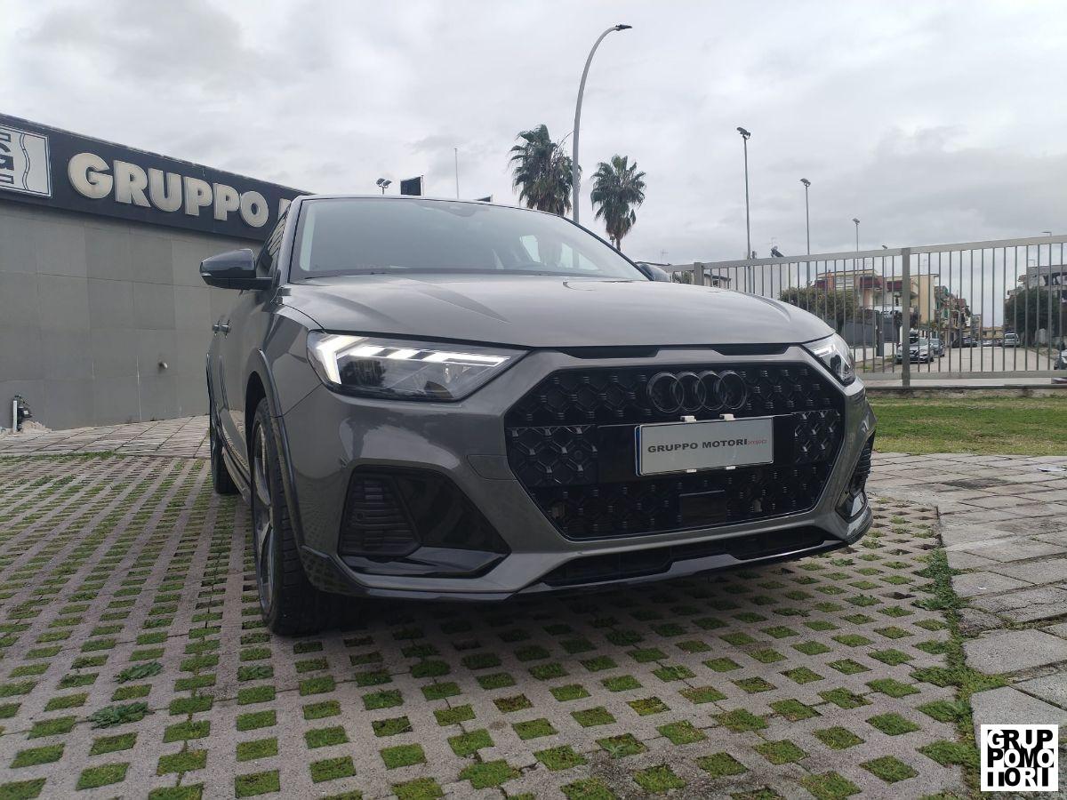 AUDI - A1 Sportback - A1 allstreet 30 TFSI S Tronic. Id. Contrast