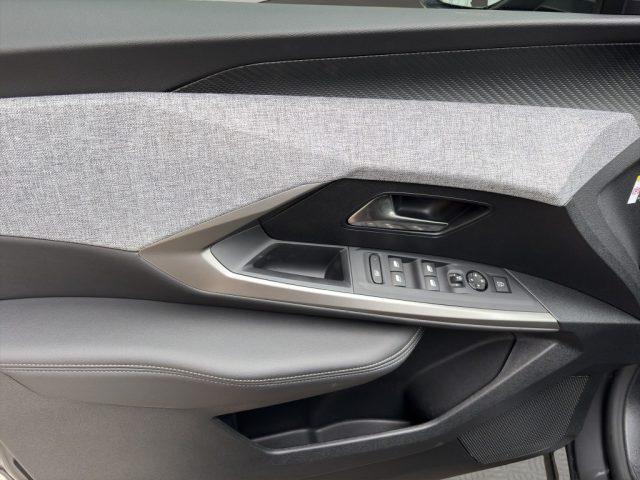 PEUGEOT e-3008 73 kwh Allure 210 CV