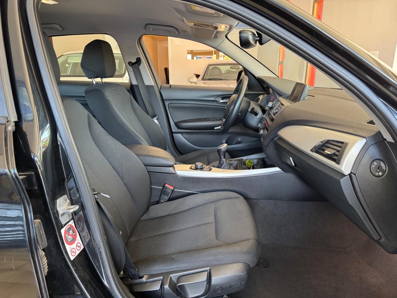 Bmw 116 116d 5p. Business