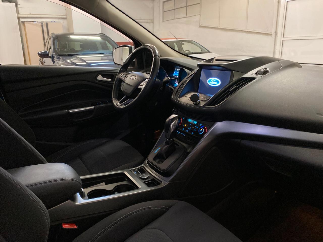 Ford Kuga 2.0 TDCI 120 CV S&S 2WD Powershift Business